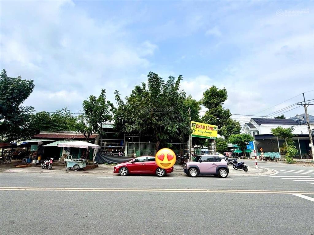 Chính chủ bán lô góc d19/n5 đối diện uỷ ban phường bình dương