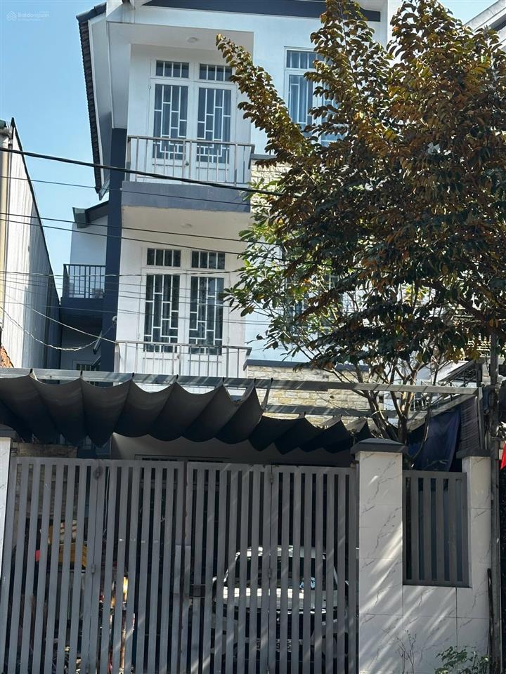 Chính chủ cần bán căn nhà đường 5c khu tái định cư định hoà  p. bình dương