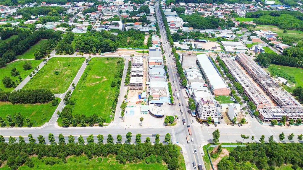 Fiesta central tập đoàn becamex bung ra giá ngoại giao
