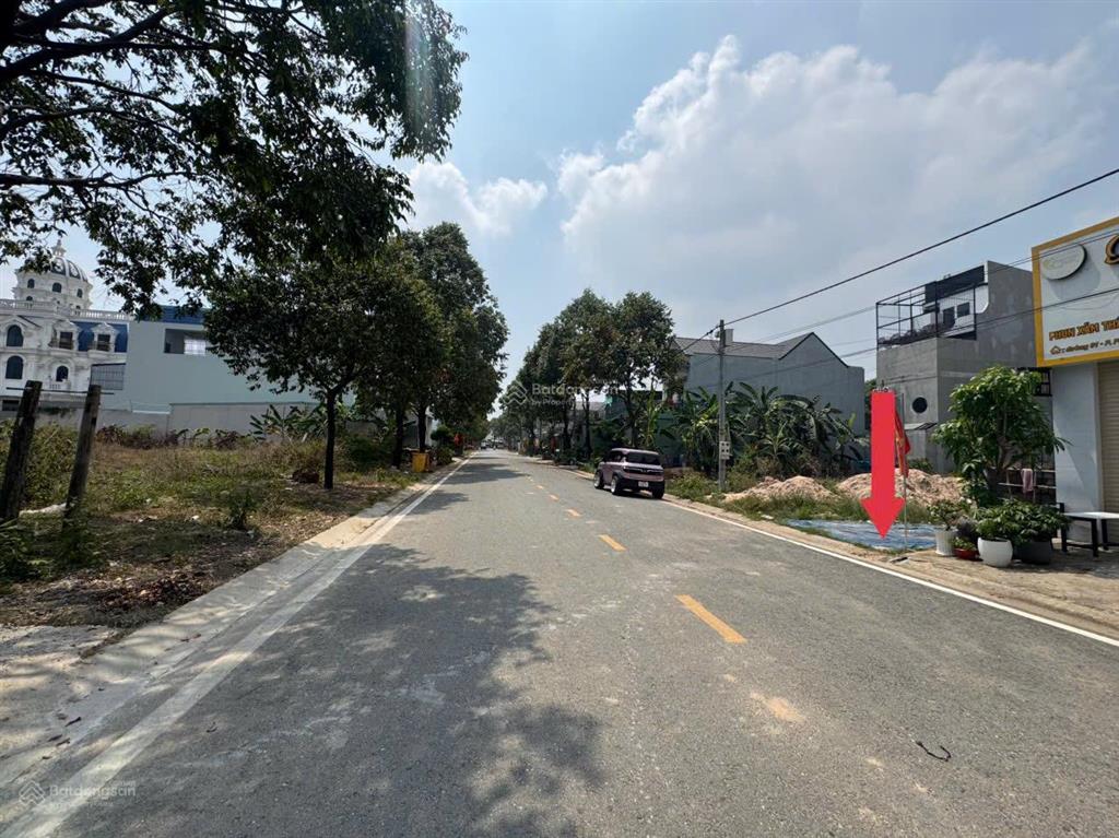 Hàng hiếm đường 91 khu tdc phú chánh cd không vướng cây và hố!