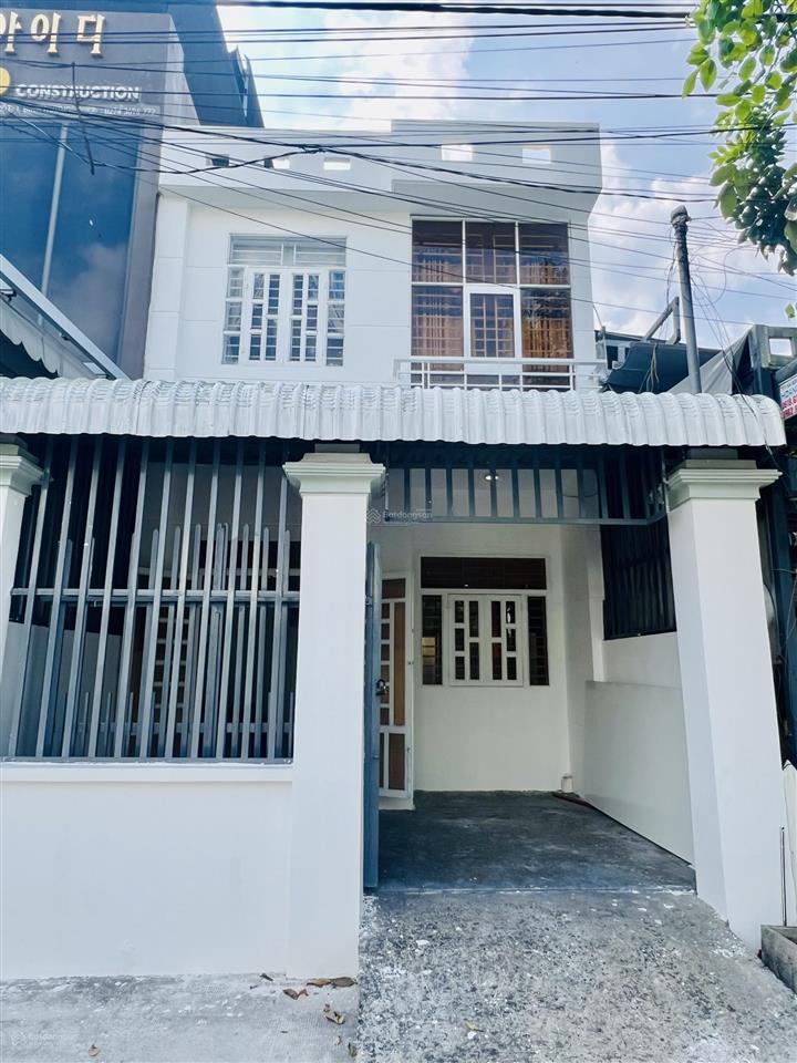 Nhà 1 lầu 1 trệt ngay cổng trường học phú tân khu tdc phú mỹ (giá siêu rẻ, chỉ bằng giá đất)
