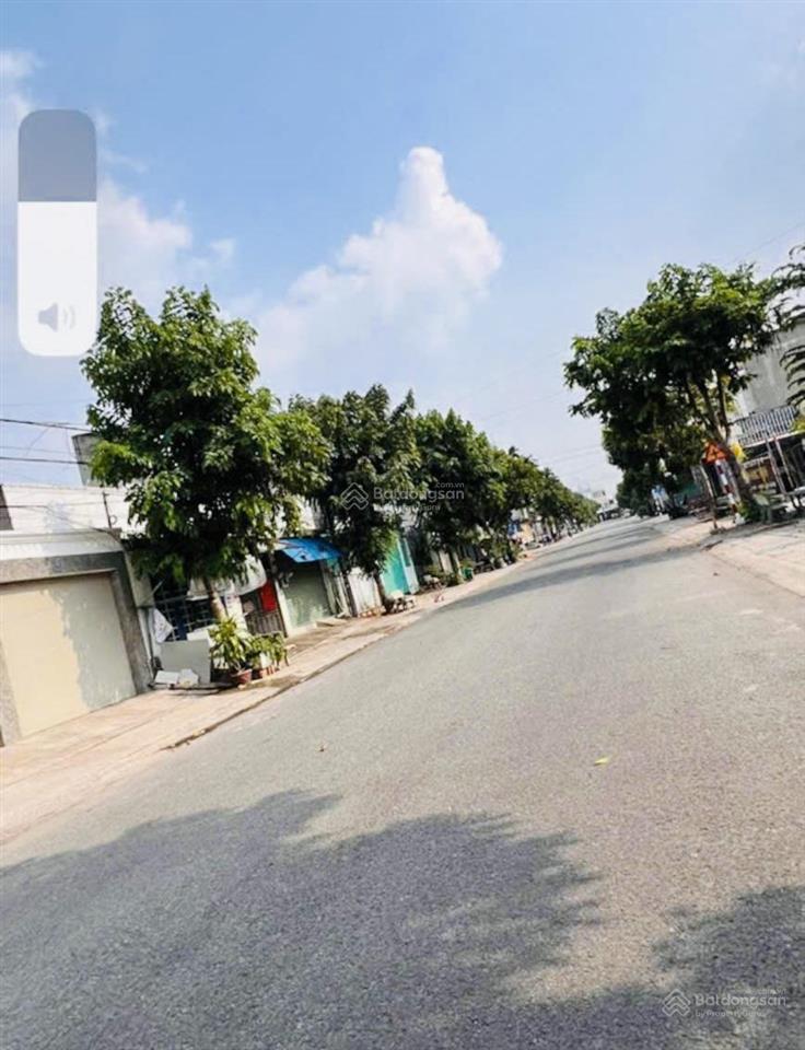 Nhà 1 lầu 1 trệt kế bên trường học phú tân, gần kcn sóng thần kim huy