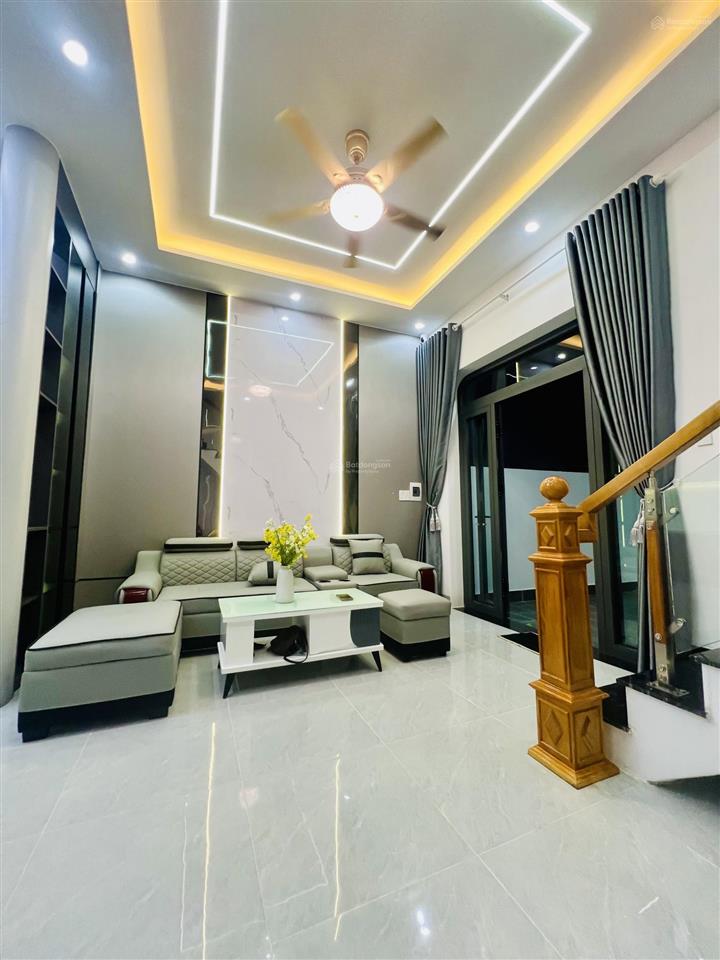 Nhà chính chủ  nhà mới ngay trung tâm phú mỹ, cách dx 02 chỉ 30m