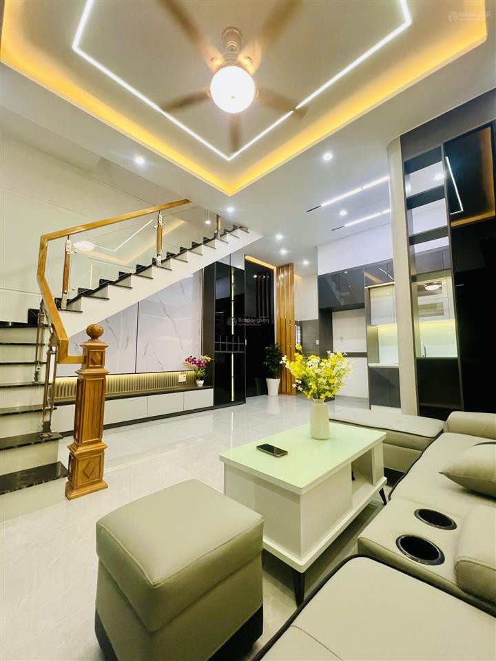 Nhà chính chủ  nhà mới ngay trung tâm phú mỹ, cách dx 02 chỉ 30m