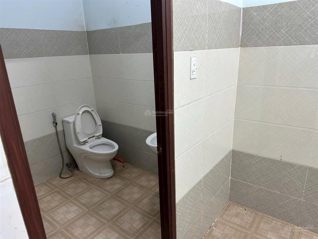 Nhà 1 lầu 1 trệt mặt tiền đường chợ d12 tđc phú mỹ