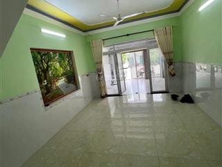 Nhà 1 trệt 1 lầu 1 tum 4 phòng ngủ có máy lạnh máy giặt sẵn (vị trí mở công ty vp ok )