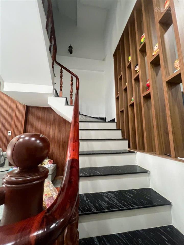 Nhà 1 trệt 2 lầu khu 9 phú hòa, đường nhựa 5m thông
