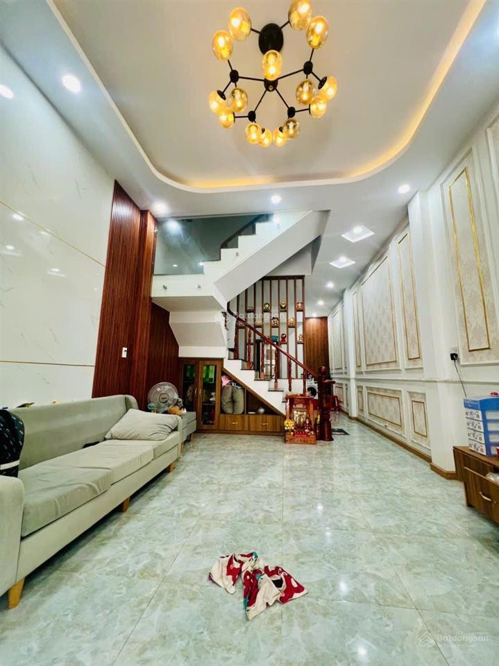 Nhà 1 trệt 2 lầu khu 9 phú hòa, đường nhựa 5m thông