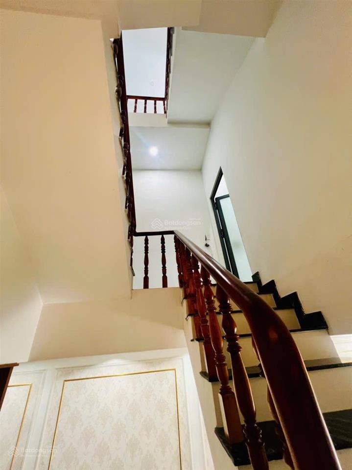 Nhà 1 trệt 2 lầu khu 9 phú hòa, đường nhựa 5m thông