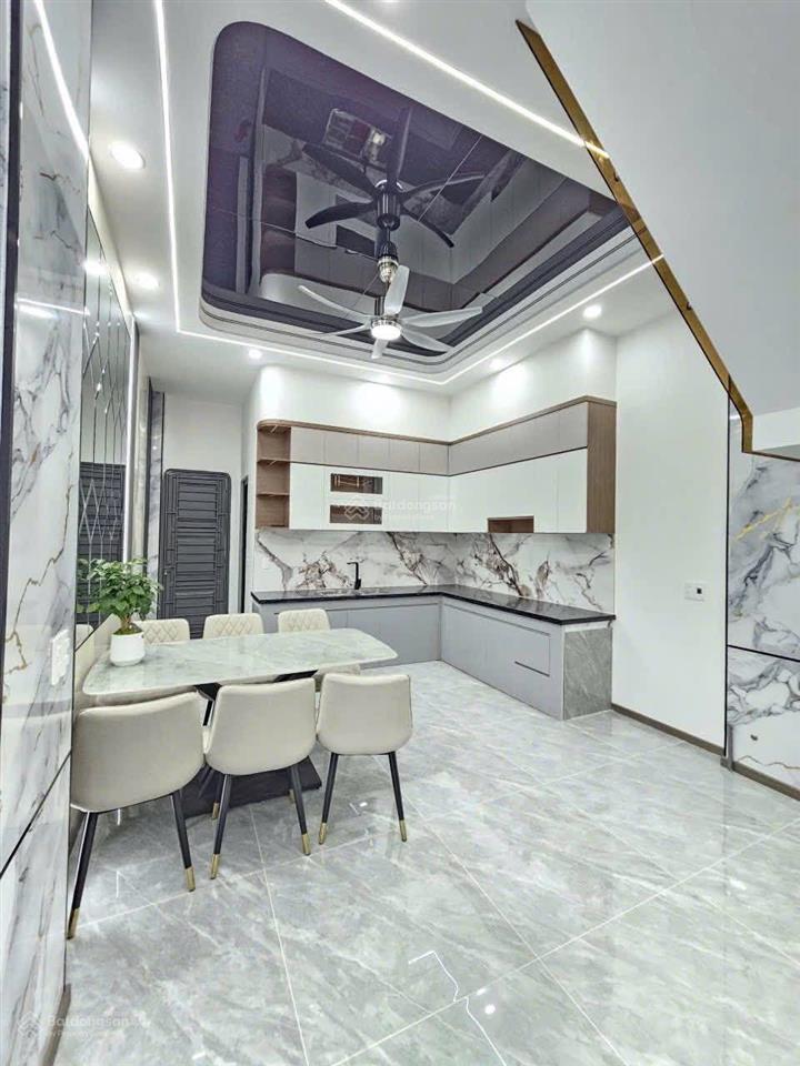 Nhà 3 tấm gần bệnh viện huyện dĩ an giá 5 tỷ 500 triệu