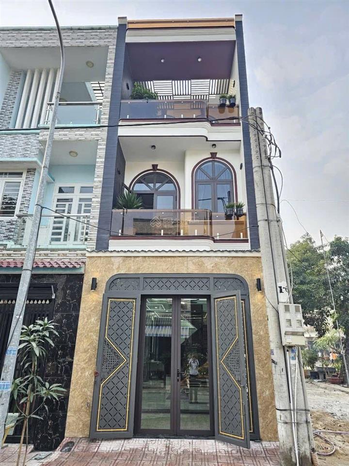 Nhà 3 tấm gần bệnh viện huyện dĩ an giá 5 tỷ 500 triệu