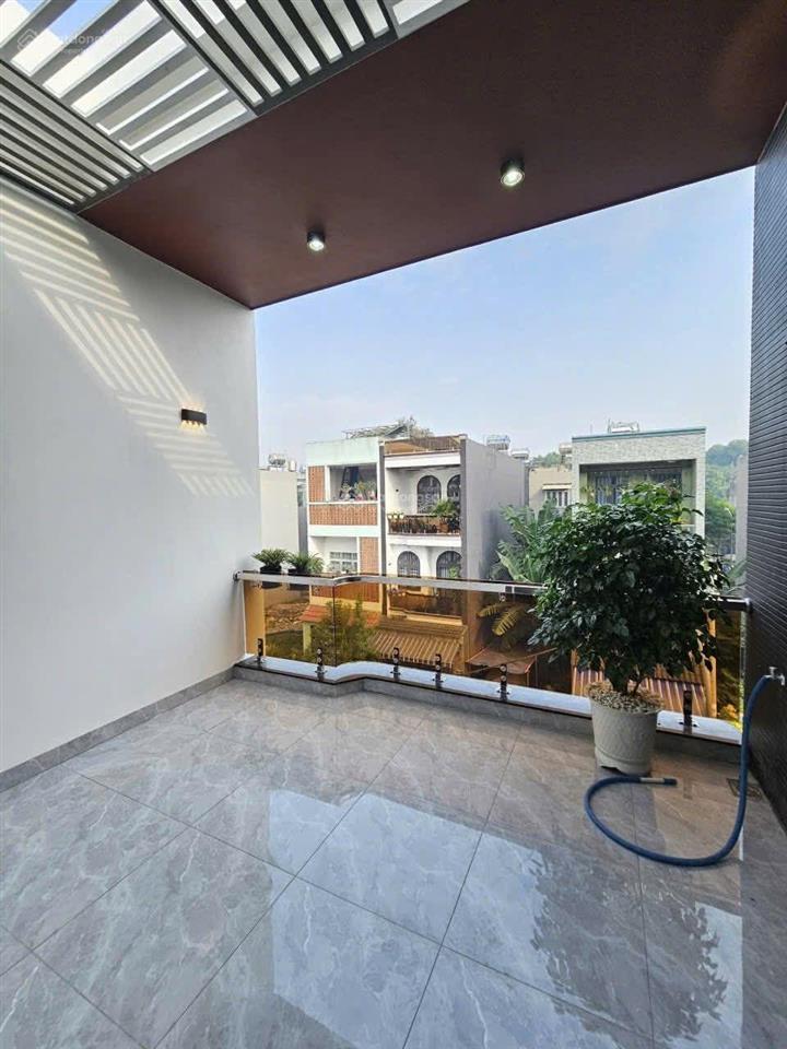 Nhà 3 tấm gần bệnh viện huyện dĩ an giá 5 tỷ 500 triệu