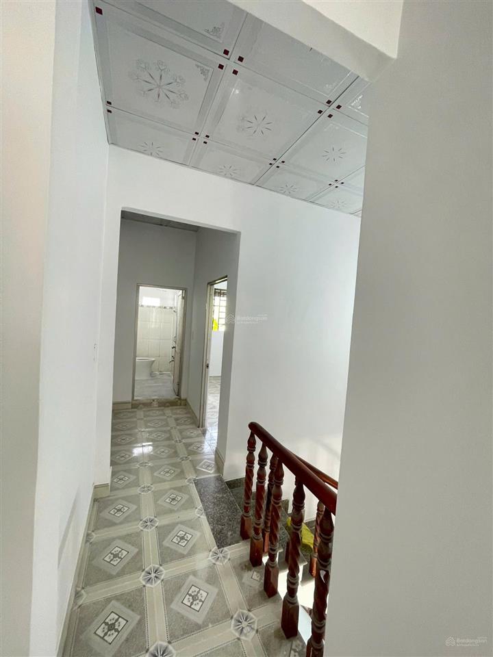 Nhà lầu đường 6m gần ngã tư chiêu liêu giá 4 tỷ 50 triệu
