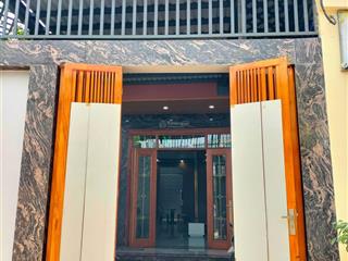 Nhà lầu đường xe hơi gần ngã tư chiêu liêu giá 4 tỷ 250 triệu