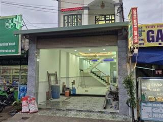 Nhà lầu sân xe hơi mặt tiền cây da giá 6 tỷ 300 triệu