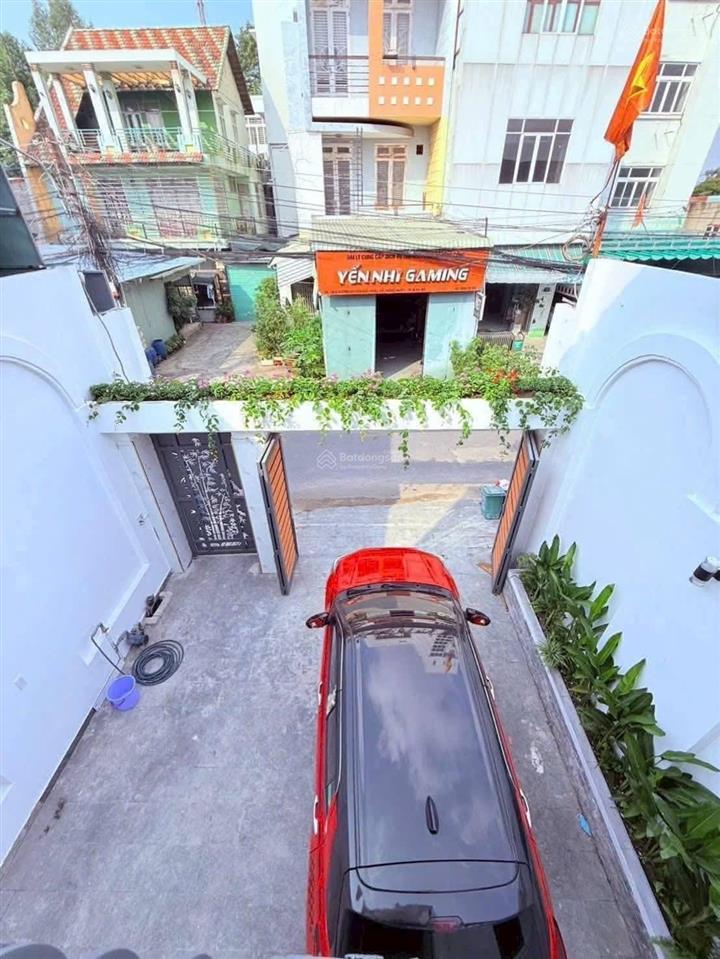 Nhà 3 tấm buôn bán gần chợ xóm vắng giá 7 tỷ 850 triệu