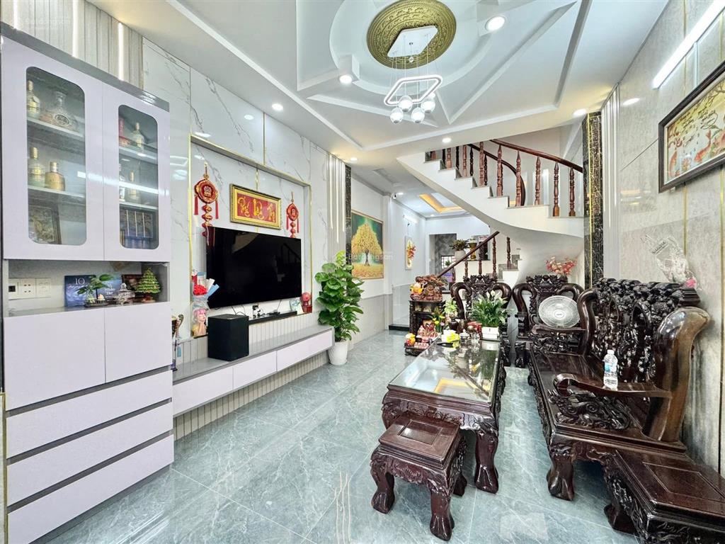 Nhà mặt tiền đường vũng việt giá 4 tỷ 780 triệu