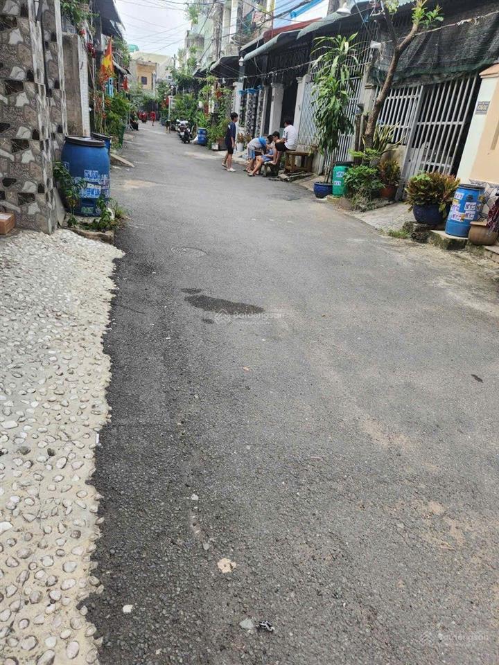 Nhà lầu gần đường lê thị út giá 3 tỷ 870 triệu