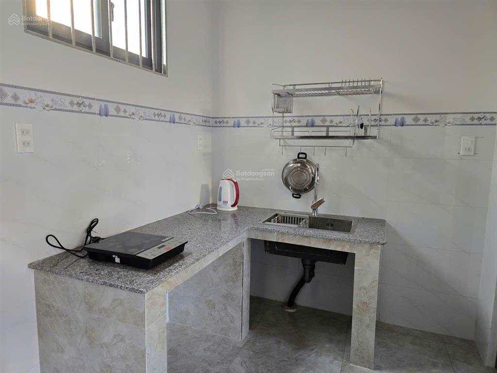 Cho thuê căn hộ 2pn đầy đủ nội thất ngay trung tâm long khánh giá 6 triệu  0945 291 ***