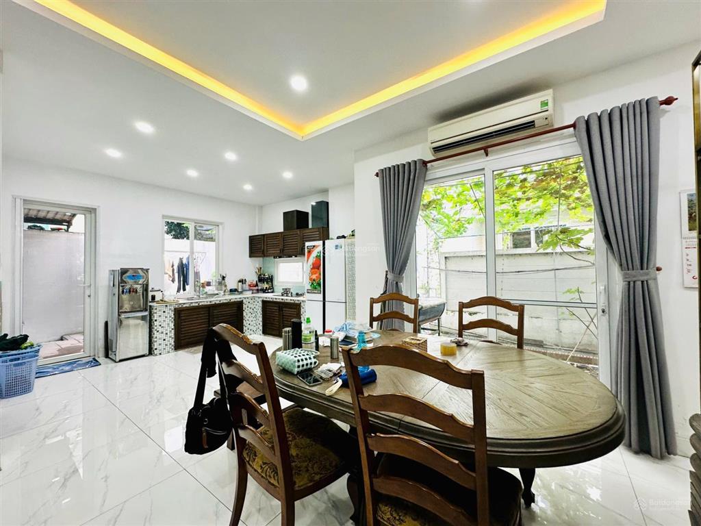 Bán căn biệt thự 300m2 the oasis phường an phú, tp hcm