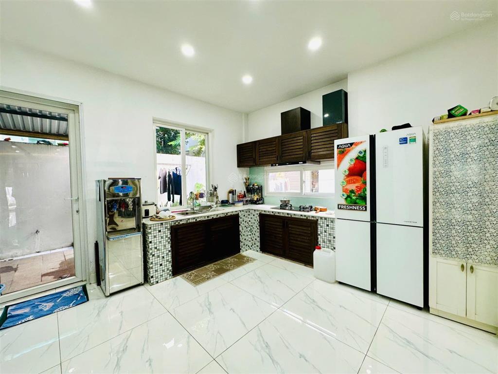 Bán căn biệt thự 300m2 the oasis phường an phú, tp hcm