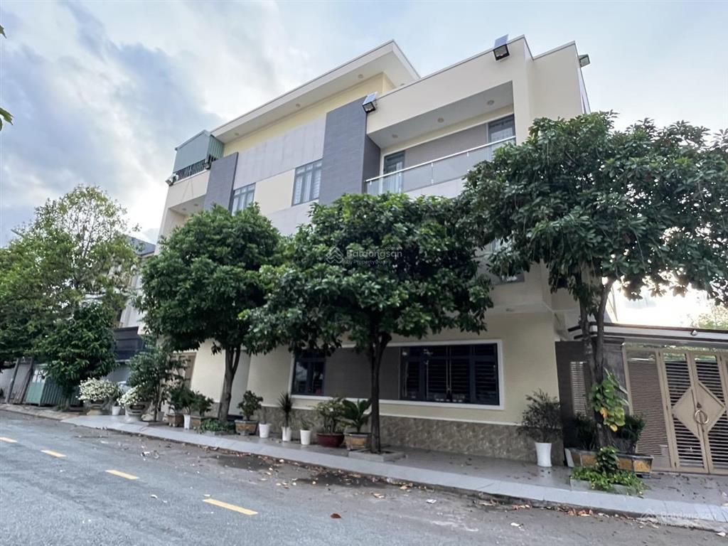 Căn góc bt mini khu tthc dĩ an xây dựng tâm huyết 3 tầng vừa ở vừa kinh doanh