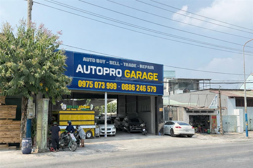 Hạ thêm vài tỷ còn 18.888 tỷ mt dt743 711,8m2 ngang 12m33 mt dt743 ngã 3 ông xã, tặng kèm showroom