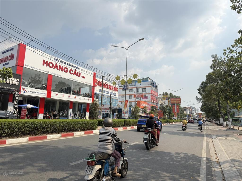 Nhà mt nguyễn an ninh 1 tầng hầm và 5 tầng nổi kinh doanh đẹp ngag 5.2m