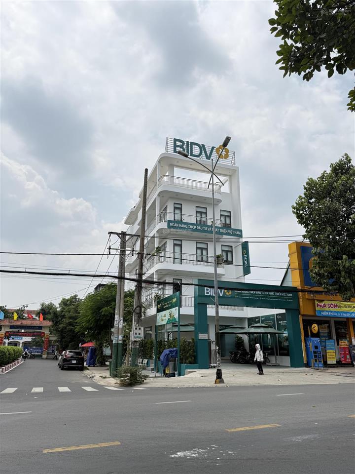 Nhà mt nguyễn an ninh 1 tầng hầm và 5 tầng nổi kinh doanh đẹp ngag 5.2m