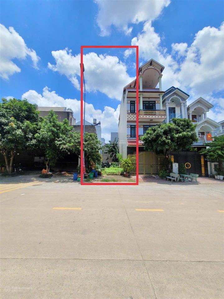 Đất đường m tthc dĩ an dt 110m2 gần trường việt anh, vị trí kinh doanh