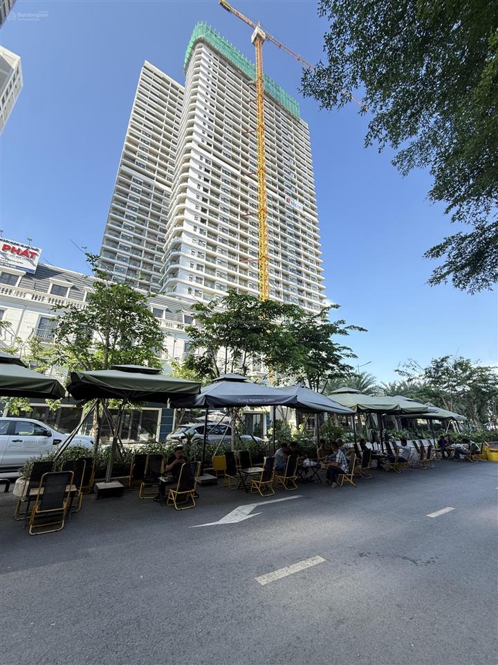 Shophouse vincom 75m2 4 tầng nội thất có thang máy  đang cho thuê 25tr/tháng sở hữu kd đầu tư vip