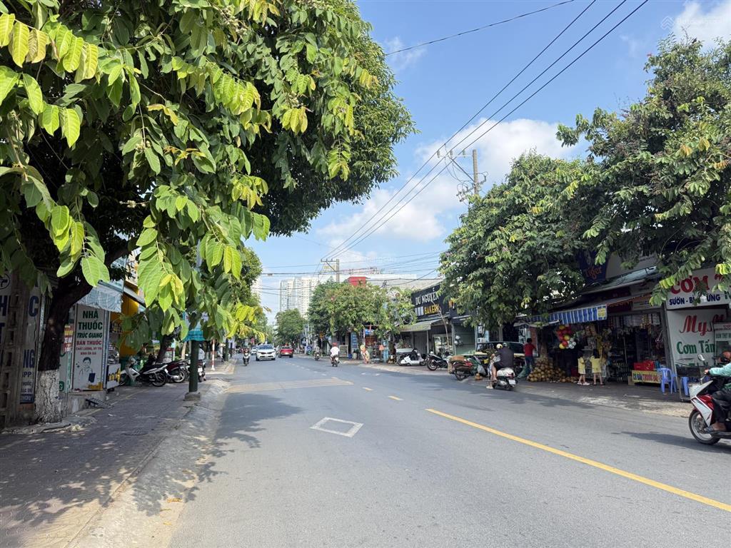 Hàng hiếm ngang 7m mặt tiền lý thường kiệt đang cho thuê 12tr, sổ hồng riêng
