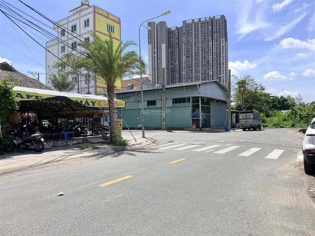 Bán gấp lô góc 2 mặt tiền ngay trung tâm hội nghị p. lái thiêu, 150m2 thổ cư 100% giá 7,5 tỷ