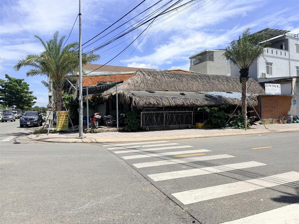 Bán gấp lô góc 2 mặt tiền ngay trung tâm hội nghị p. lái thiêu, 150m2 thổ cư 100% giá 7,5 tỷ