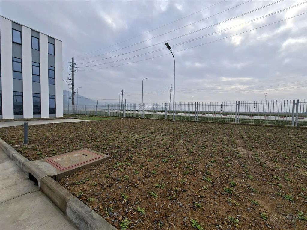 Cho thuê xưởng cổng số 3, kcn wha. cho thuê cả hoặc lẻ theo yêu cầu