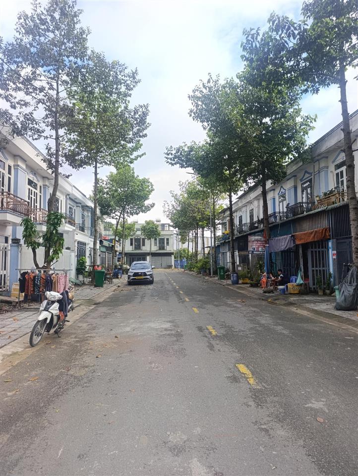 Bán nhà chính chủ 2 tầng. trả 650tr nhận nhà ở ngay
