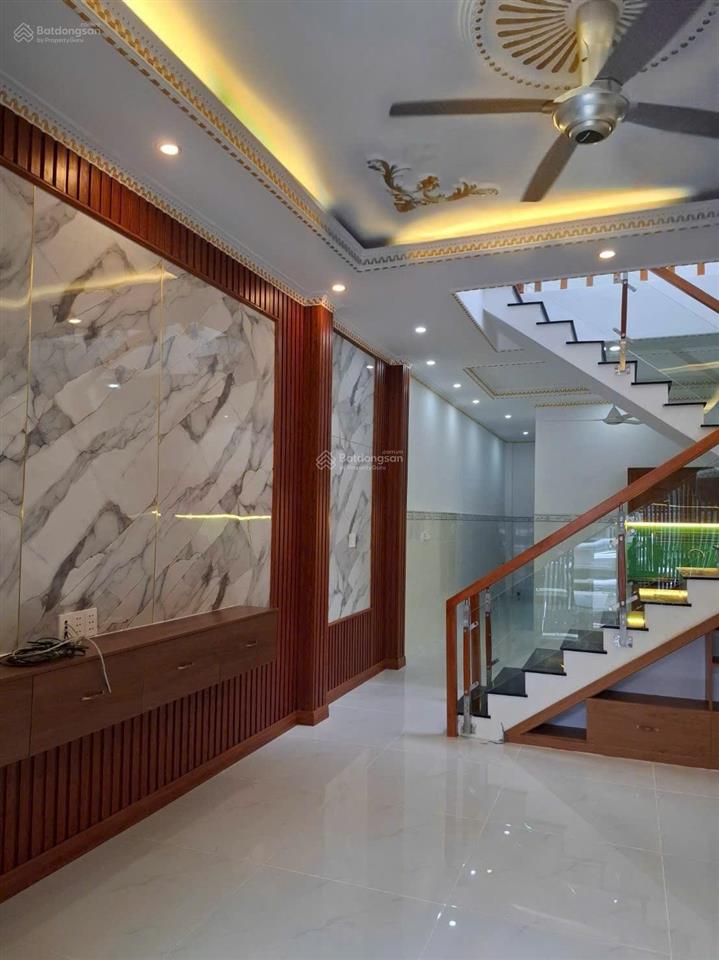 Bán nhà chính chủ 2 tầng. trả 650tr nhận nhà ở ngay