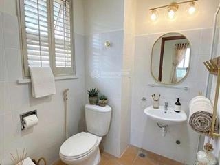 Bán căn góc 73m2 full nội thất 2pn nhà mới thiết kế mới 100% giá 2 tỷ 65 có thương lượng