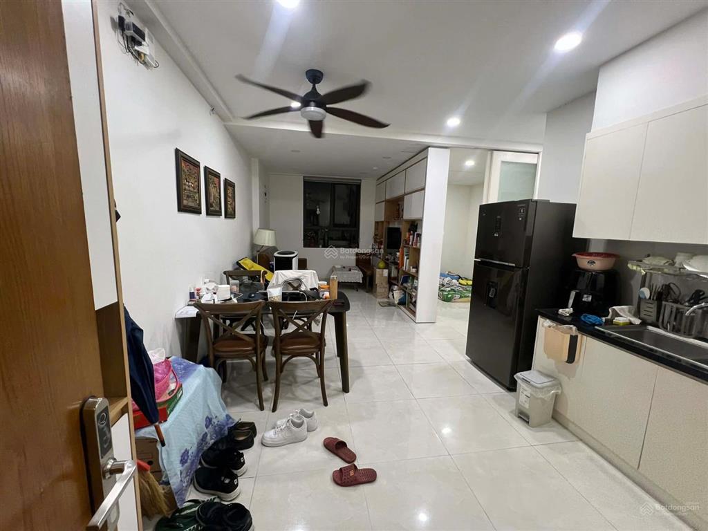 Cho thuê căn hộ 3pn saigon intela dt 78m2 full nội thất đẹp ở liền chỉ 9tr ( 3pn, 3 toilet)