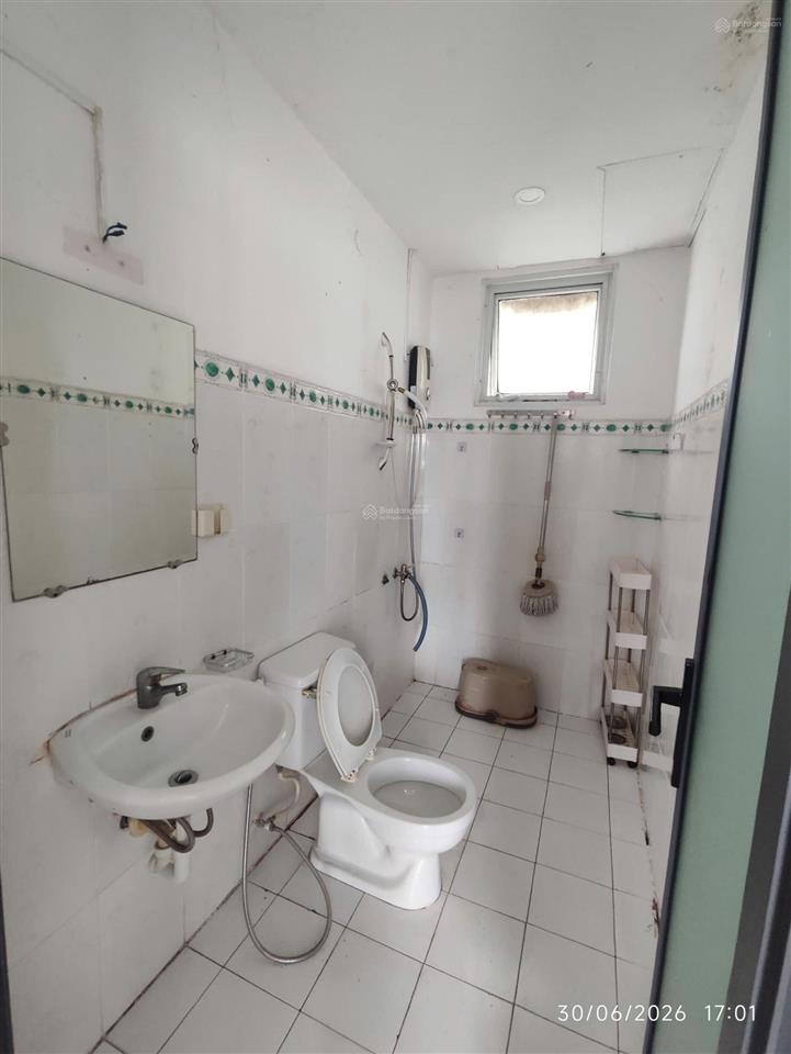 Cho thuê căn 3pn 2 toilet 95m2 the mansion full nội thất ở liền