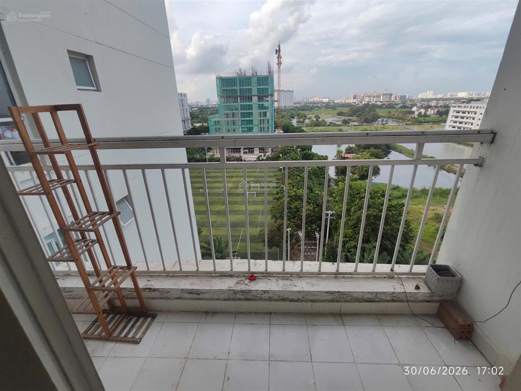 Cho thuê căn 3pn 2 toilet 95m2 the mansion full nội thất ở liền