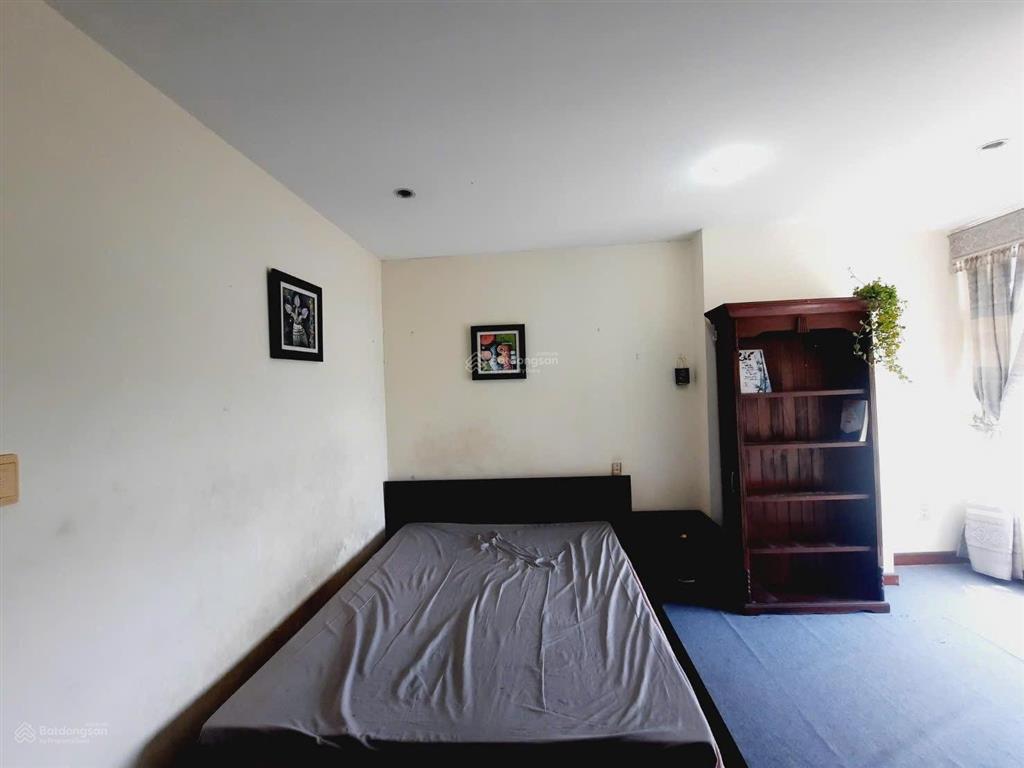 Cho thuê căn 3pn 2 toilet 101m2 the mansion full nt giá chỉ 8tr ở liền 0906 821 ***
