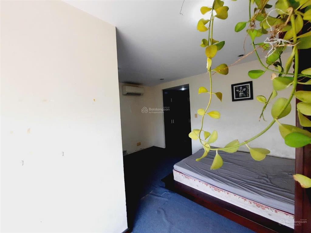 Cho thuê căn 3pn 2 toilet 101m2 the mansion full nt giá chỉ 8tr ở liền 0906 821 ***