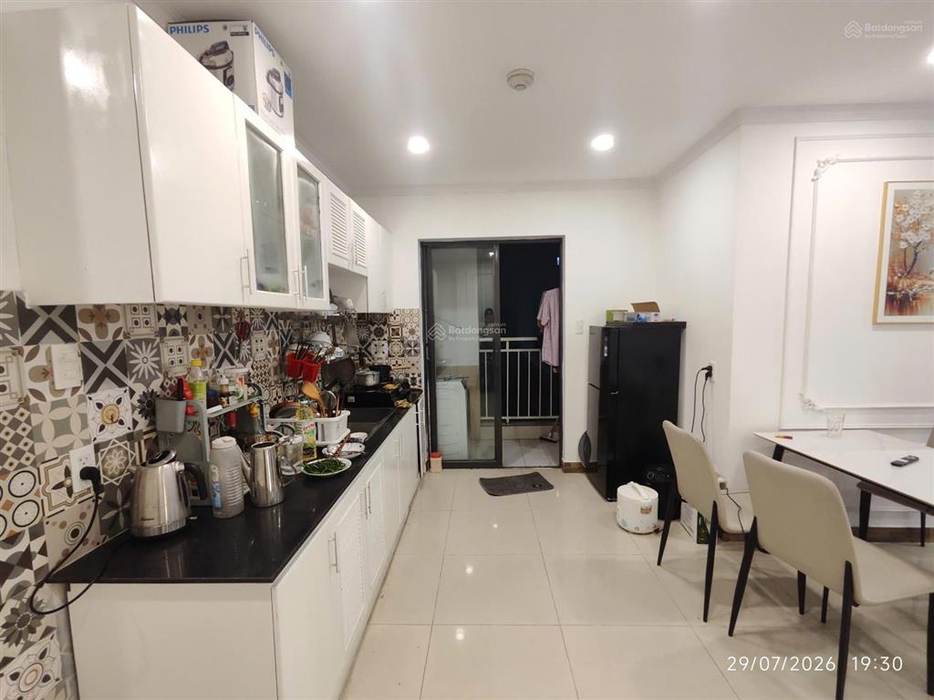 Bán căn 2pn 83m2 the mansion full nội thất đẹp giá chỉ 2.5 tỷ thương lượng 0906 821 ***