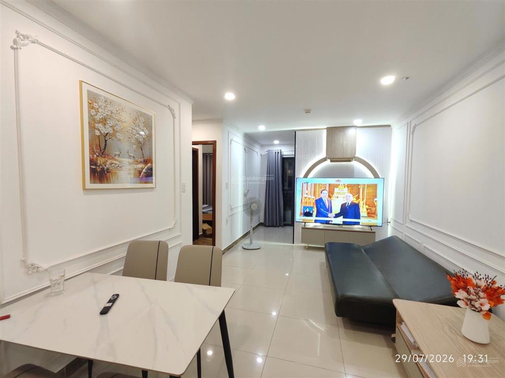 Bán căn 2pn 83m2 the mansion full nội thất đẹp giá chỉ 2.5 tỷ thương lượng 0906 821 ***