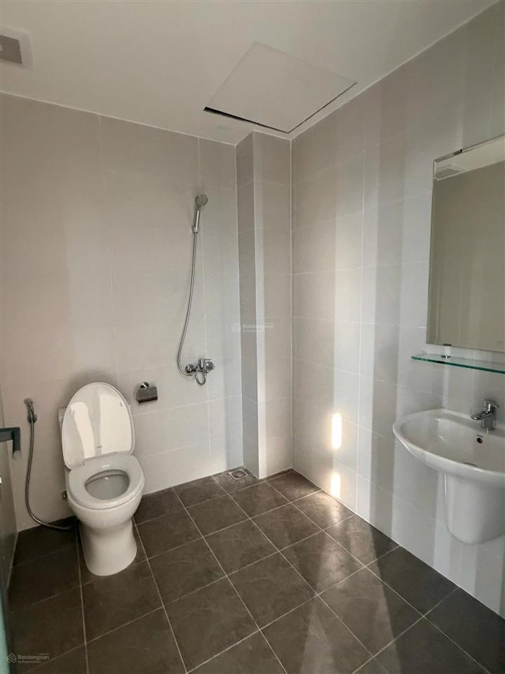 Cho thuê căn officetel aurora residences nhà trống có rèm và máy lạnh ở ngay giá 6,5tr