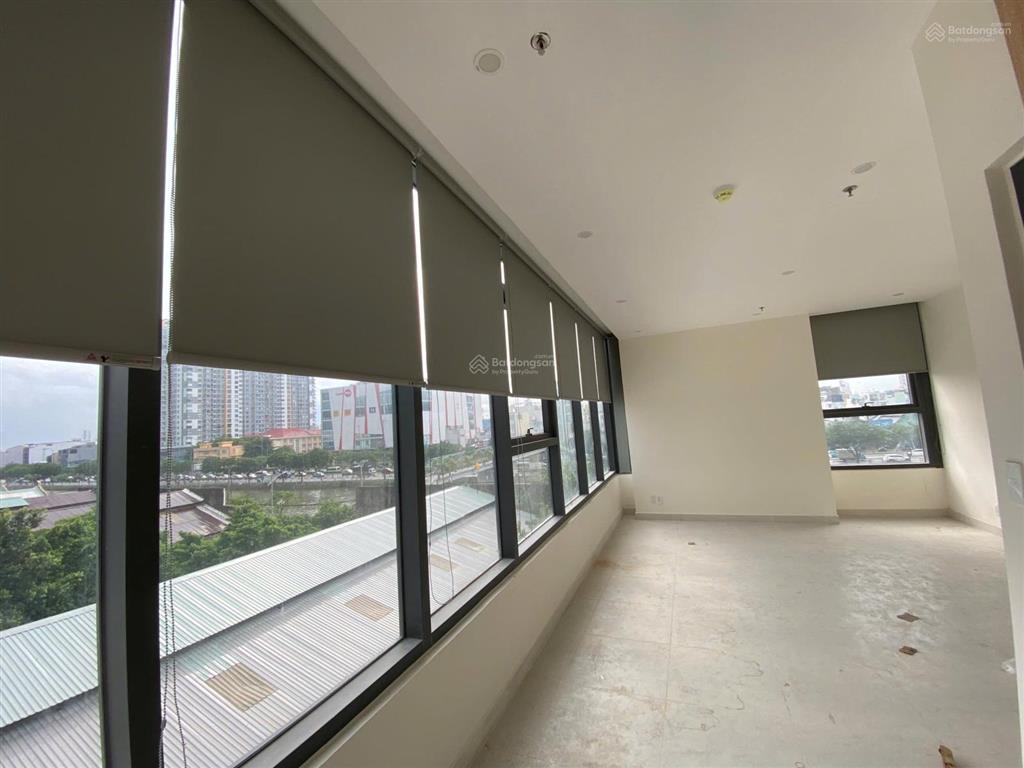 Cho thuê căn officetel aurora residences nhà trống có rèm và máy lạnh ở ngay giá 6,5tr