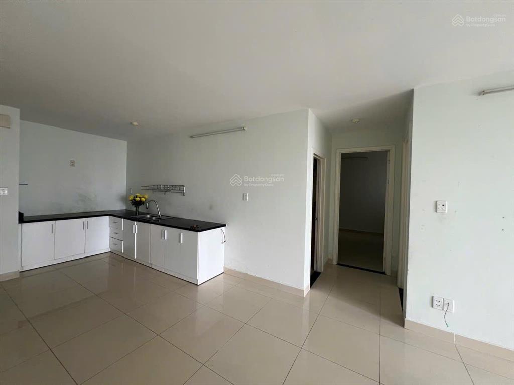 Cho thuê căn hộ 2pn 76m2 happy city, nhà trống như hình giá 7tr 1/9 ở được 0906 821 *** em dung