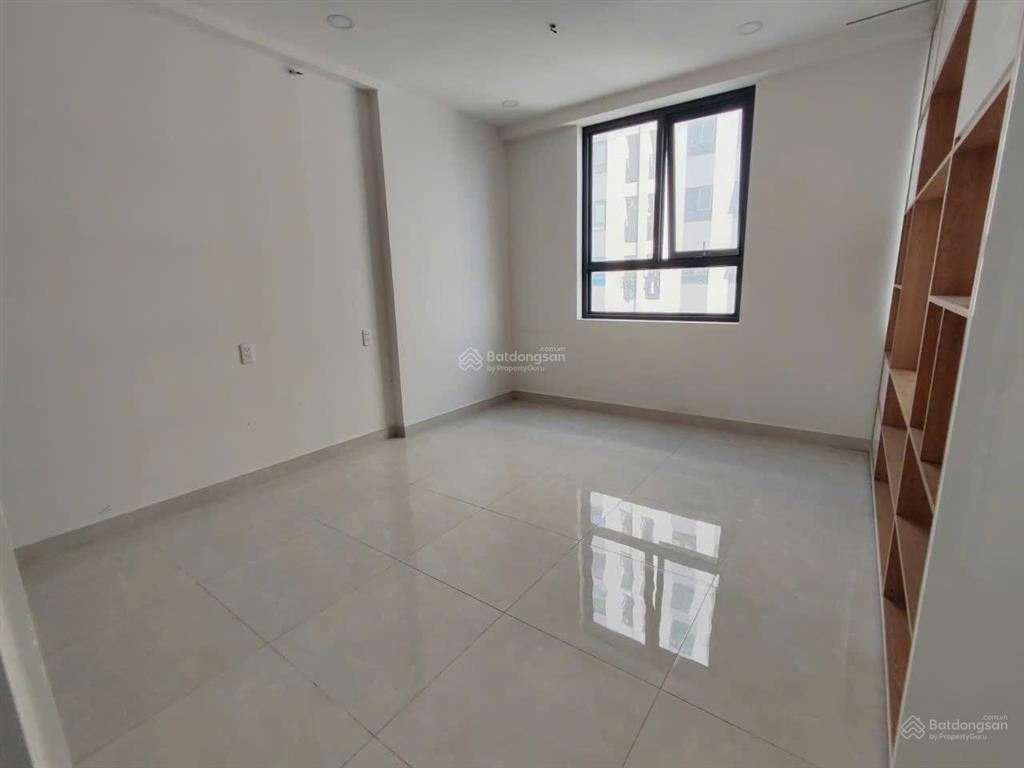 Bán gấp căn 55m2 2pn saigon intela nhà trống giá chỉ 2.1 tỷ bớt lộc, hỗ trợ vay bank giá thật 100%