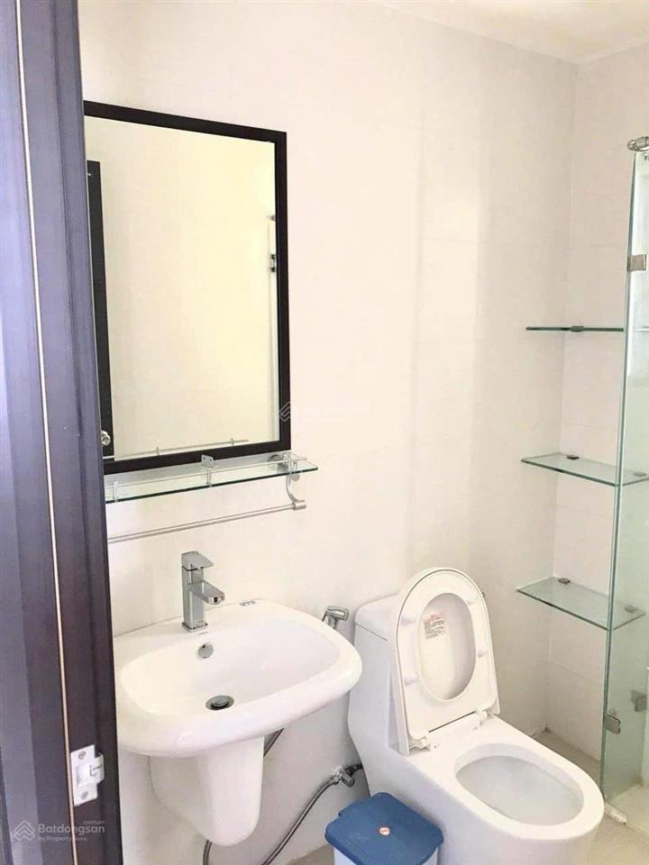 Cho thuê căn hộ 85m2 2pn 2 toilet view sông thoáng mát full nội thất đẹp giá 12tr ở liền 0906 821 ***